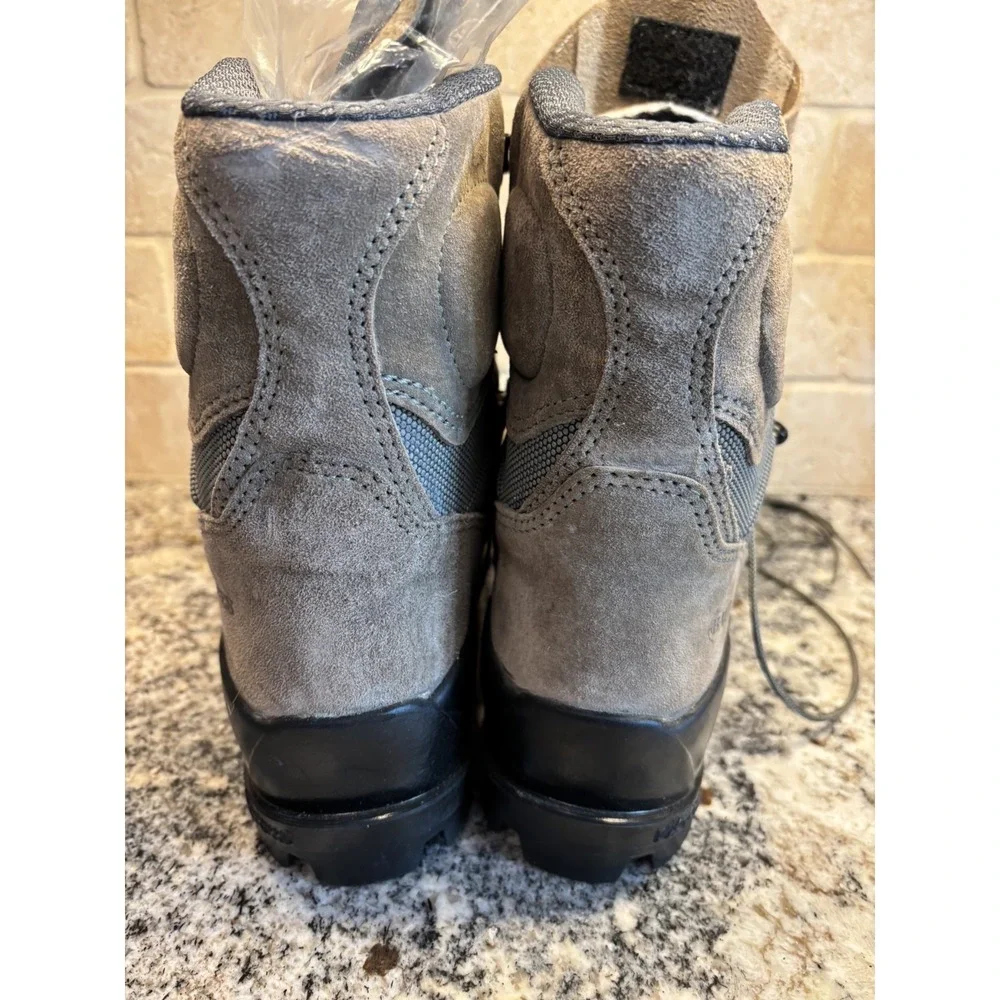 Men's 9.5 R black and gray Bates Tora Bora Alpine hiking/mountain combat hike